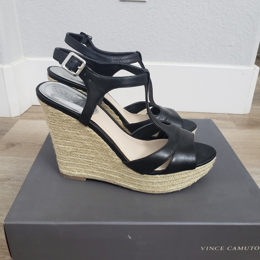 Vince Camuto Sandals